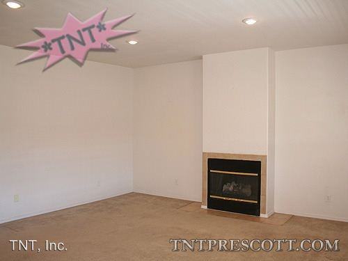 985 Fairway Dr - Photo 2 of 28