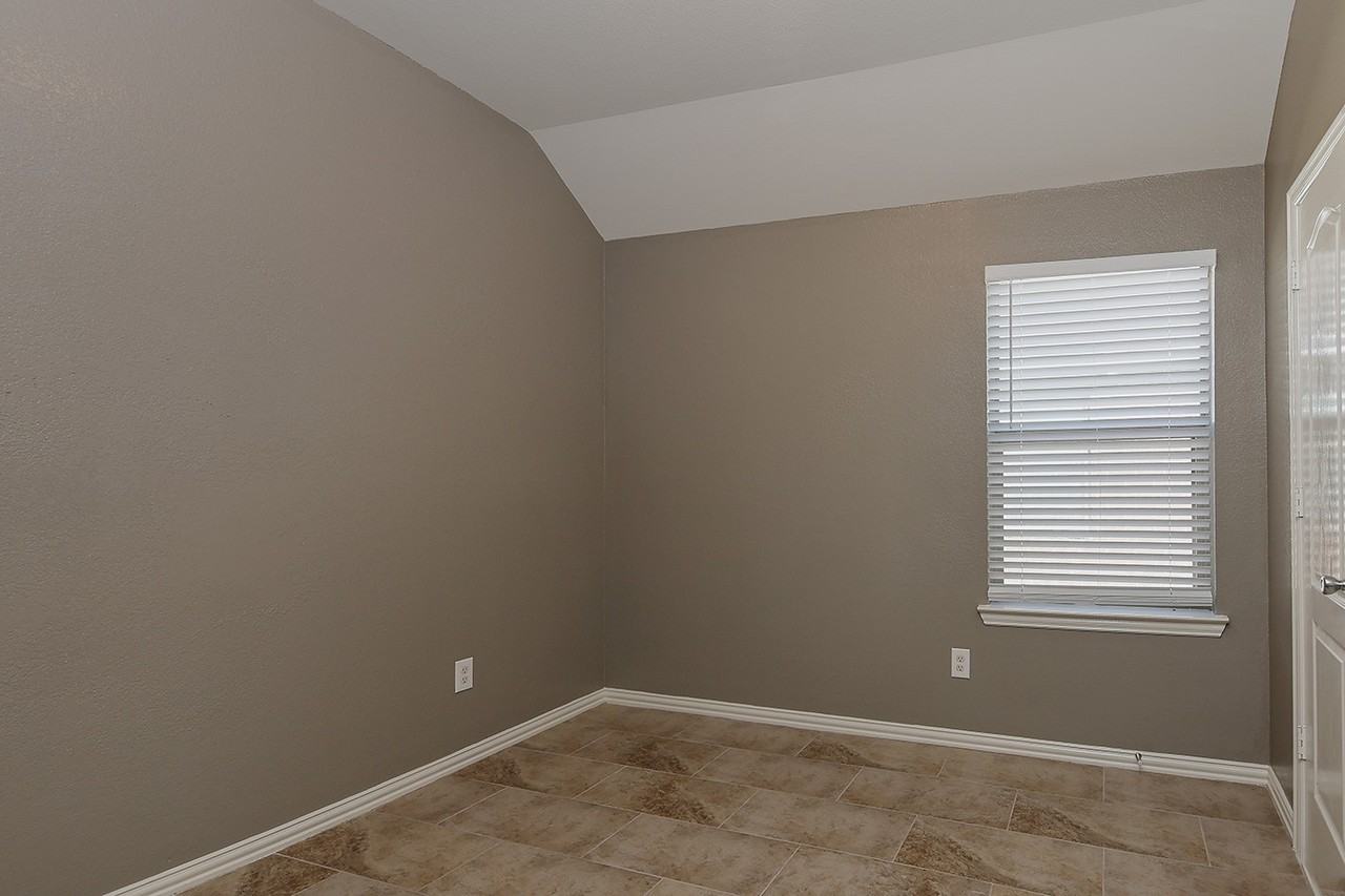 9606 Arched Oak Dr #9606 - Photo 7 of 20