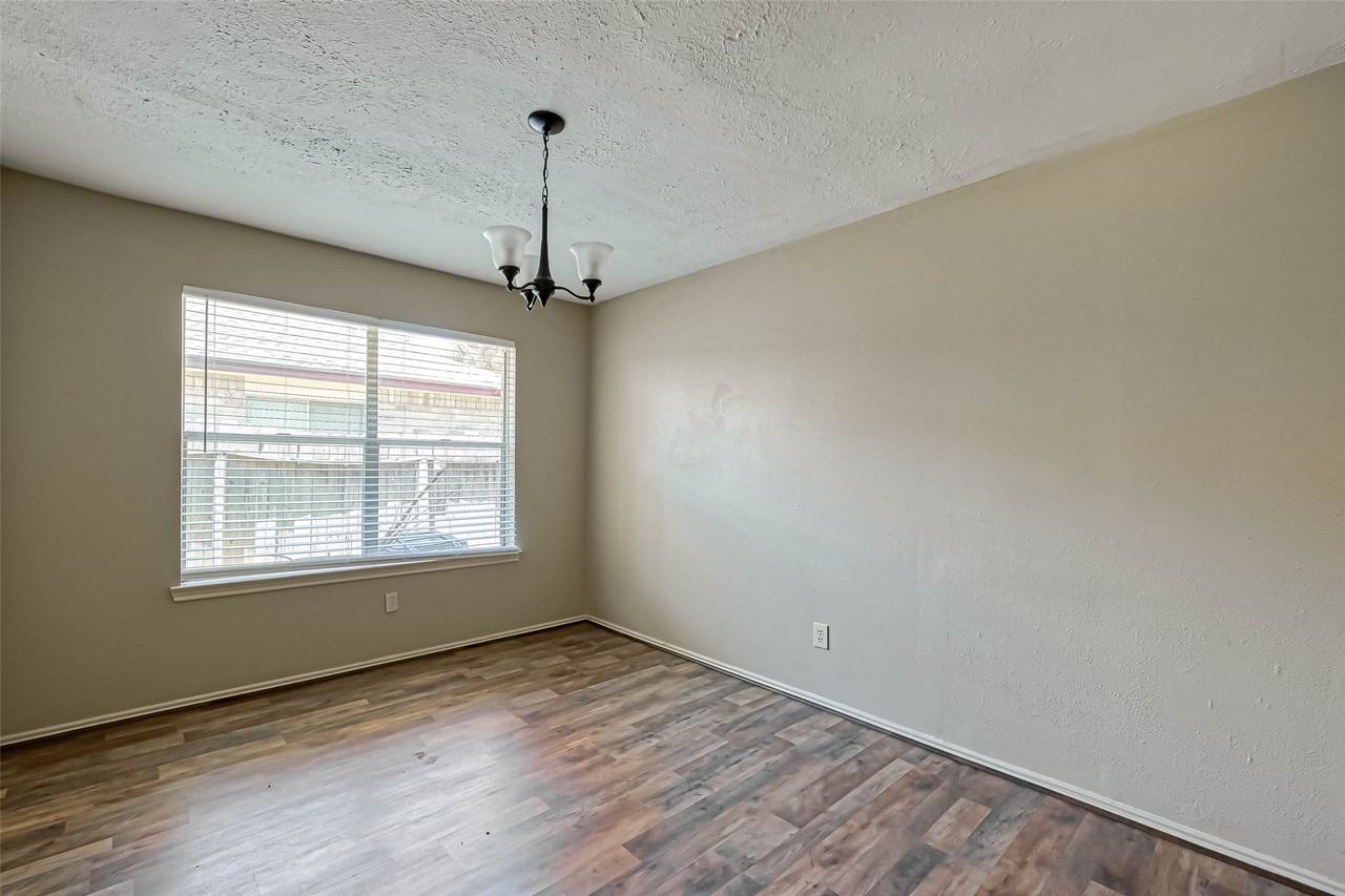 923 Mayweather Ln #923 - Photo 4 of 28