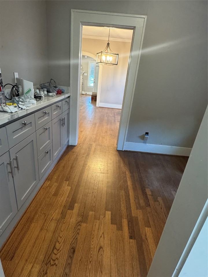 2307 Arbor St #2307-1 - Photo 4 of 11