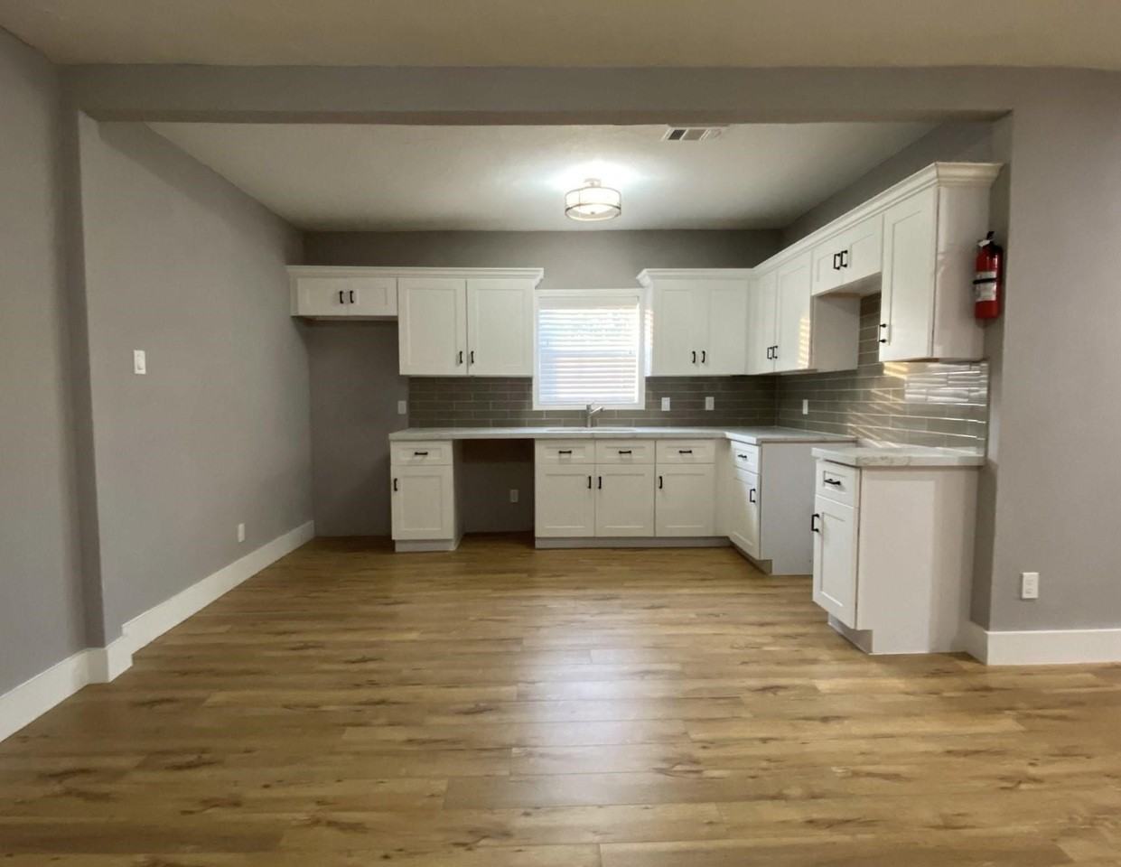 2802 Palm St #2802A - Photo 6 of 13