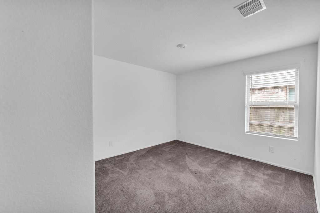 18406 Cobalt Cove Ln #18406 - Photo 2 of 39