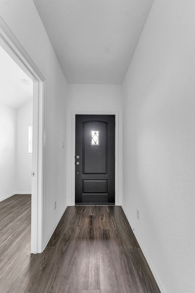 18406 Cobalt Cove Ln #18406 - Photo 6 of 39