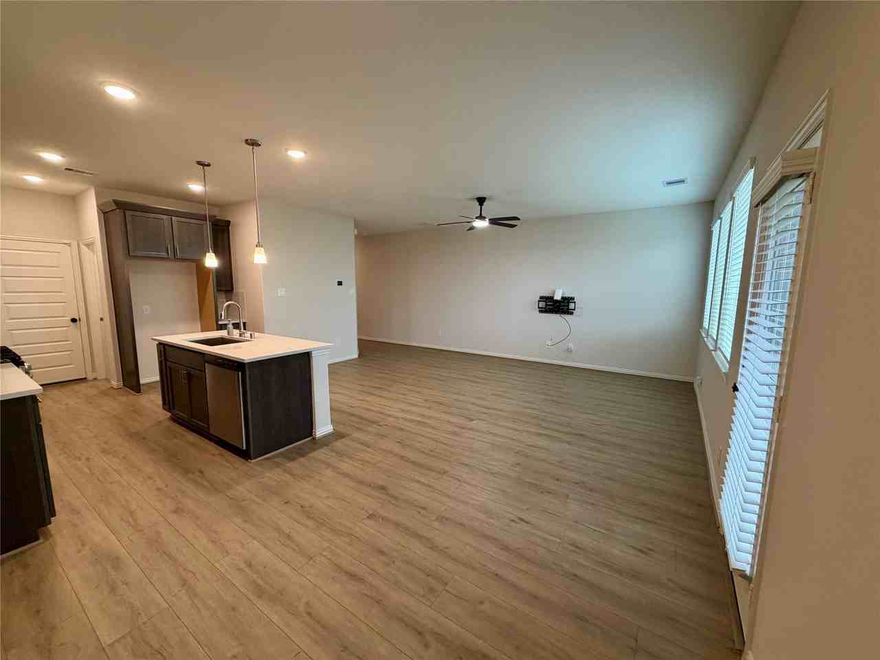 27970 Western Creek Ct #27970 - Photo 2 of 13