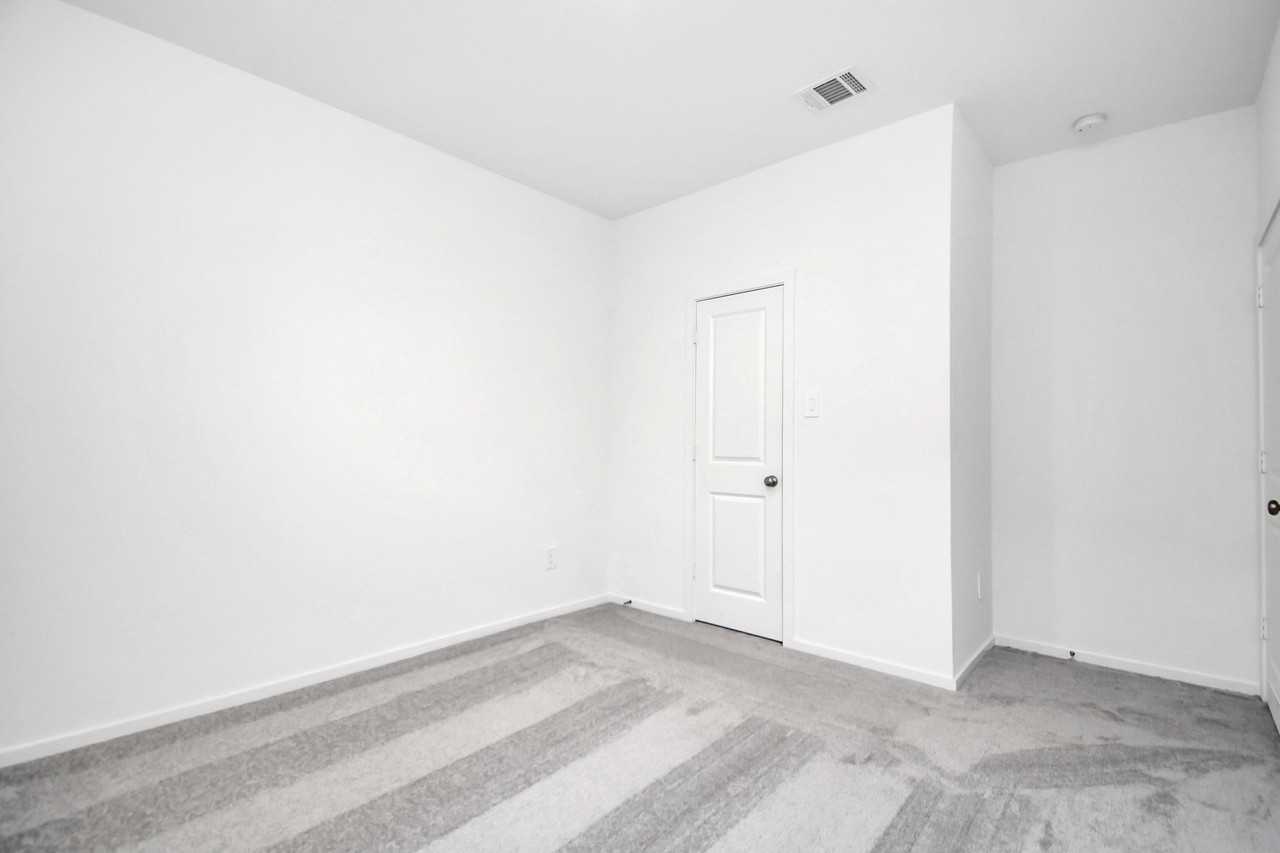 934 Garden Path Dr #934 - Photo 5 of 36