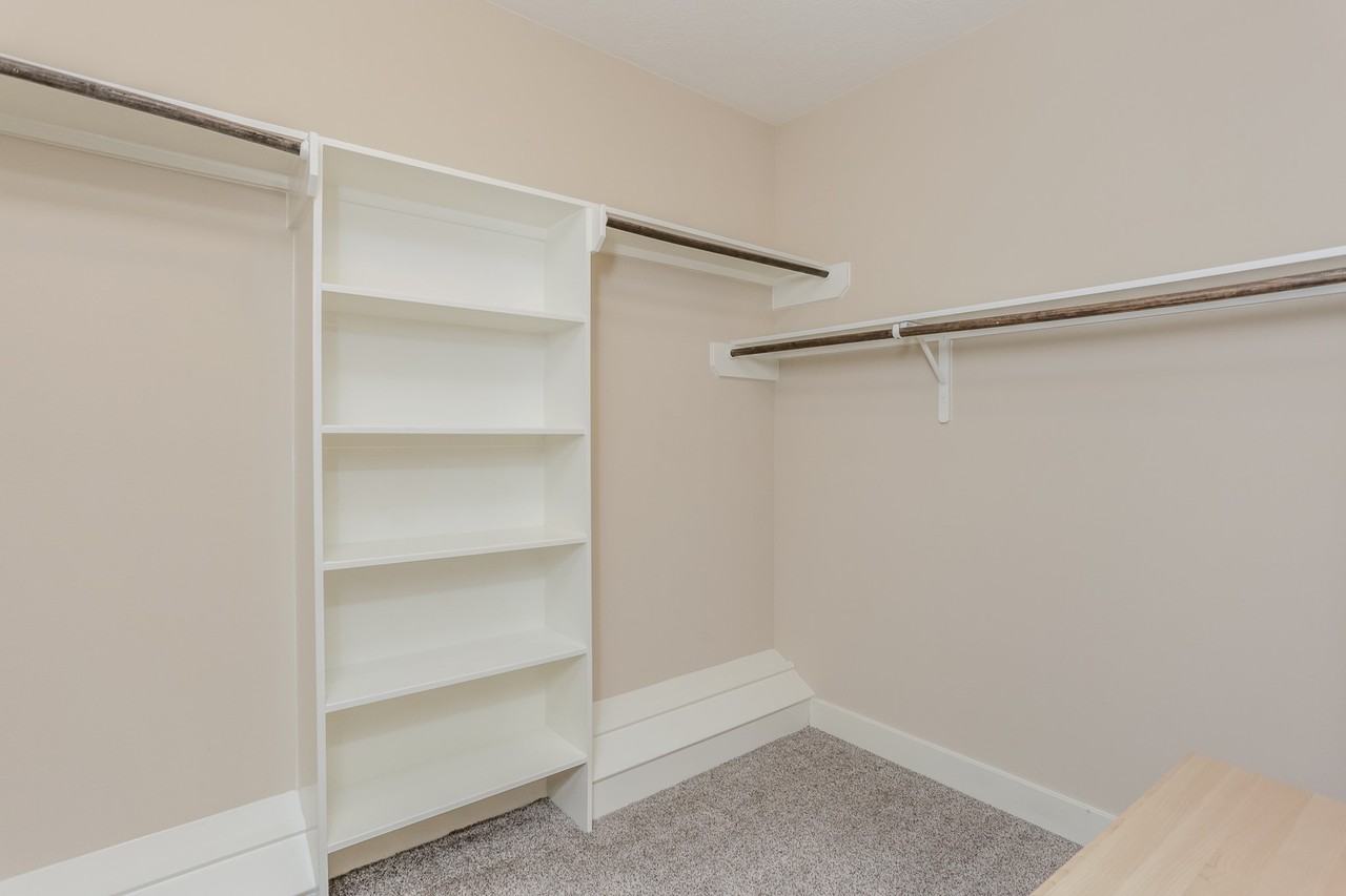 10658 Clearview Villa Pl #10658 - Photo 7 of 36