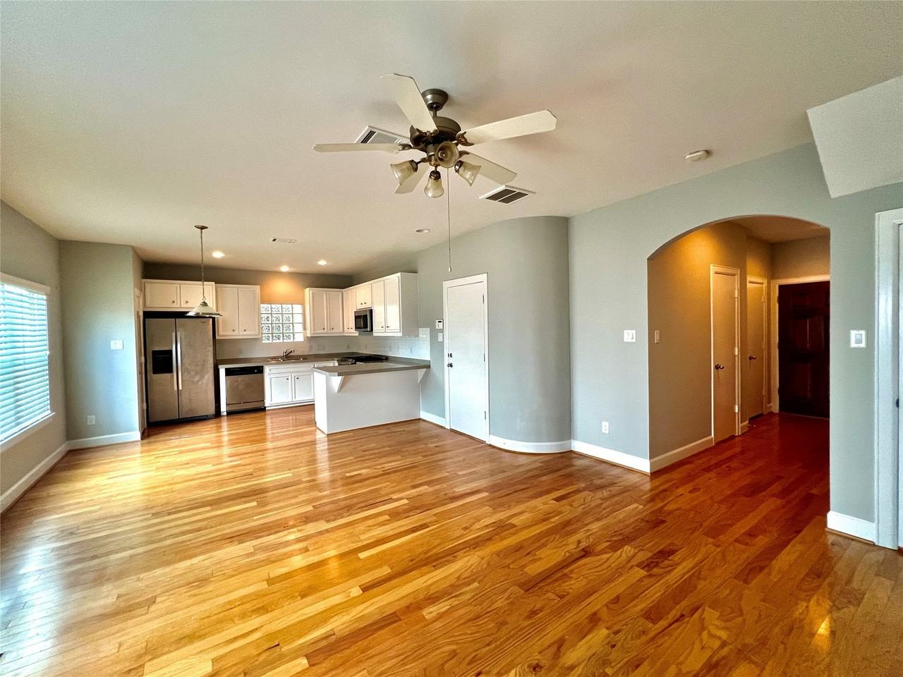 3731 Main Poplar Dr #3731 - Photo 4 of 35