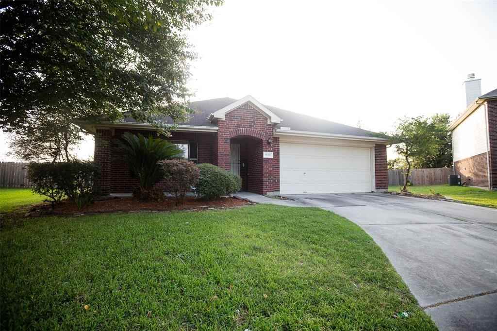 9119 Melody Park Ln #9119 - Photo 3 of 25