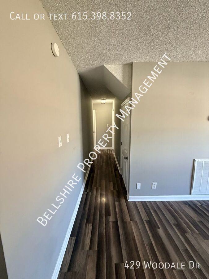 429 Woodale Dr - Photo 6 of 16