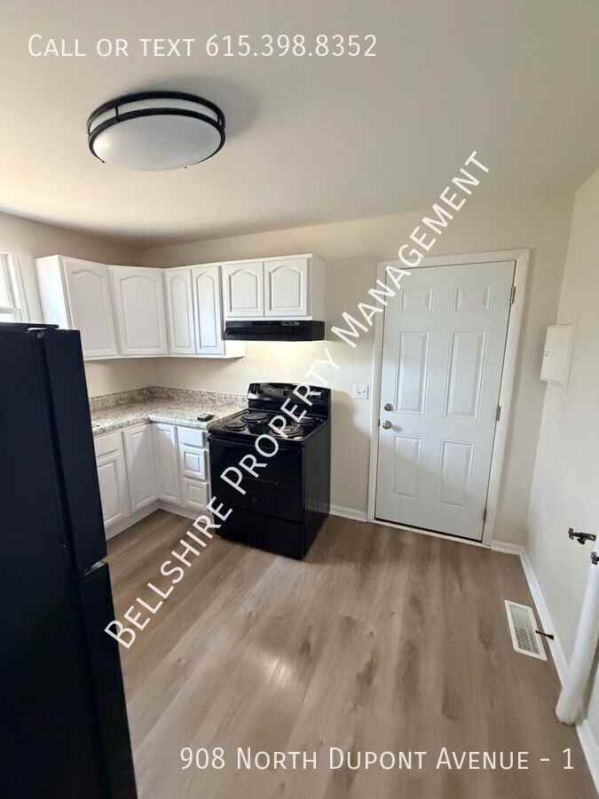 908 N Dupont Ave #1 - Photo 3 of 10