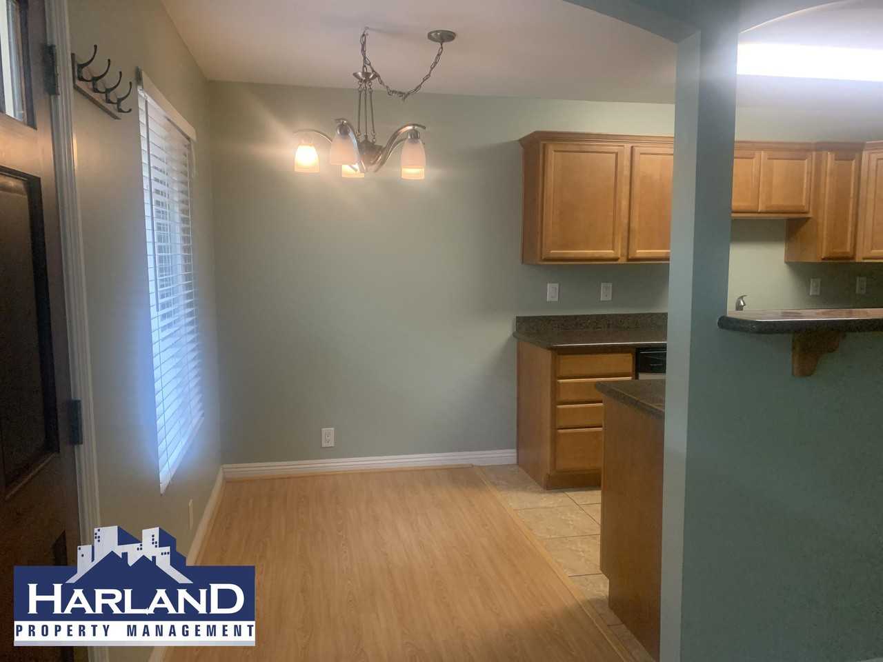 4146 Hamilton St - Photo 3 of 9