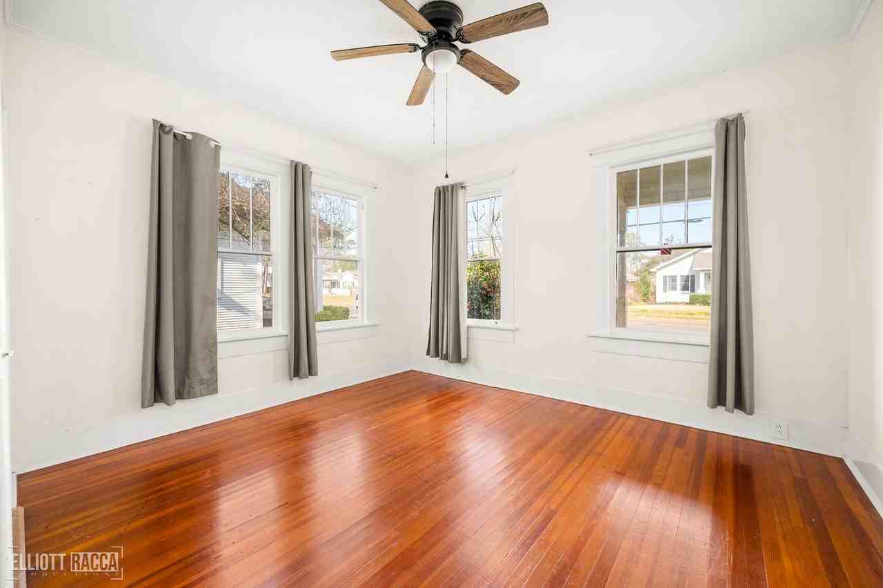 2301 Hill St - Photo 5 of 50