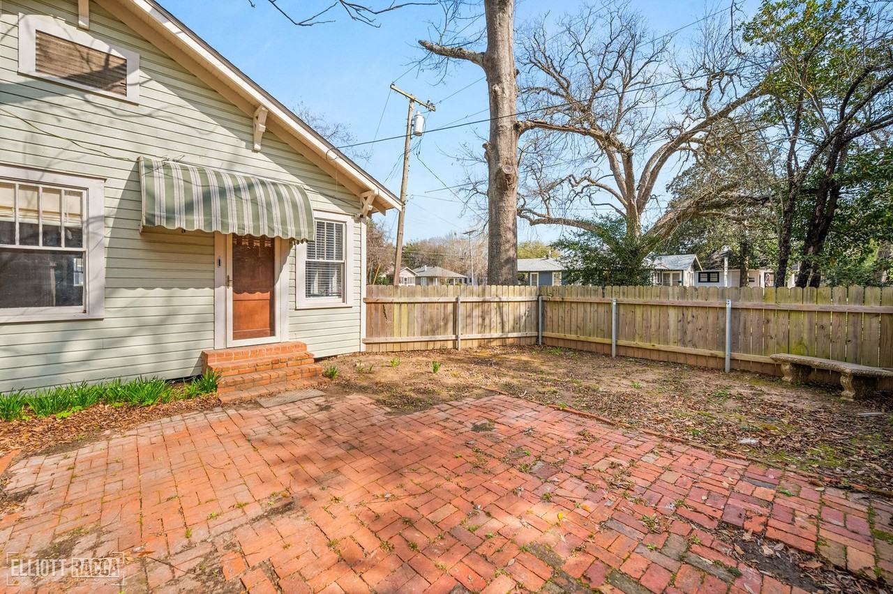 2301 Hill St - Photo 6 of 50