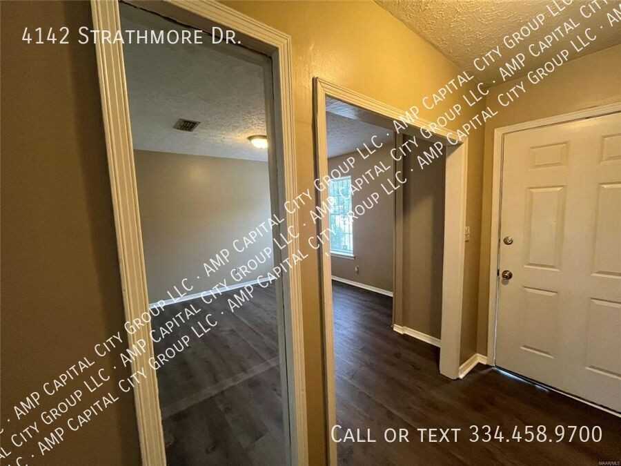 4142 Strathmore Dr - Photo 4 of 19