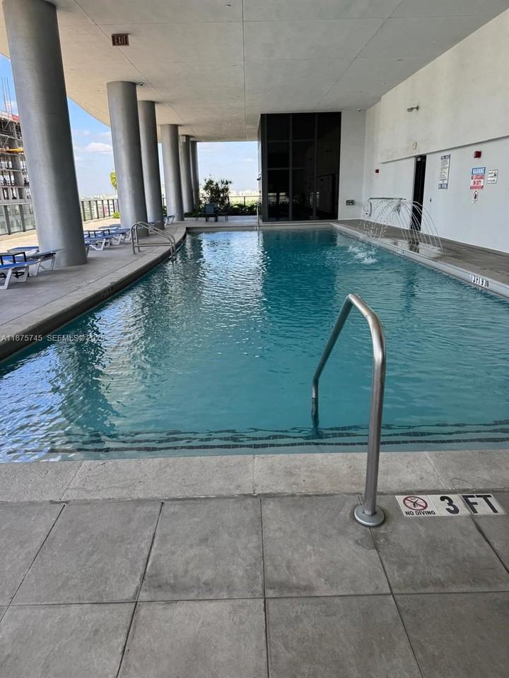 1600 Northeast 1st Court #3204 - Photo 7 of 32