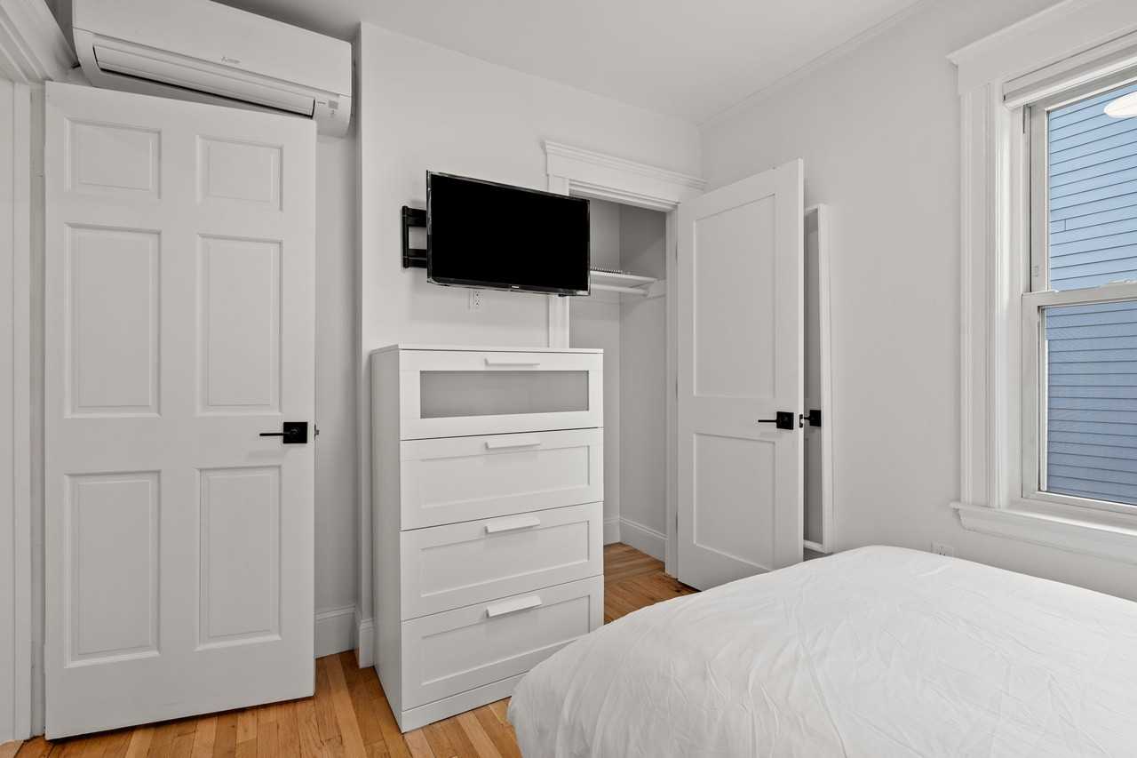 19 Downer Ave #4 - Photo 3 of 15