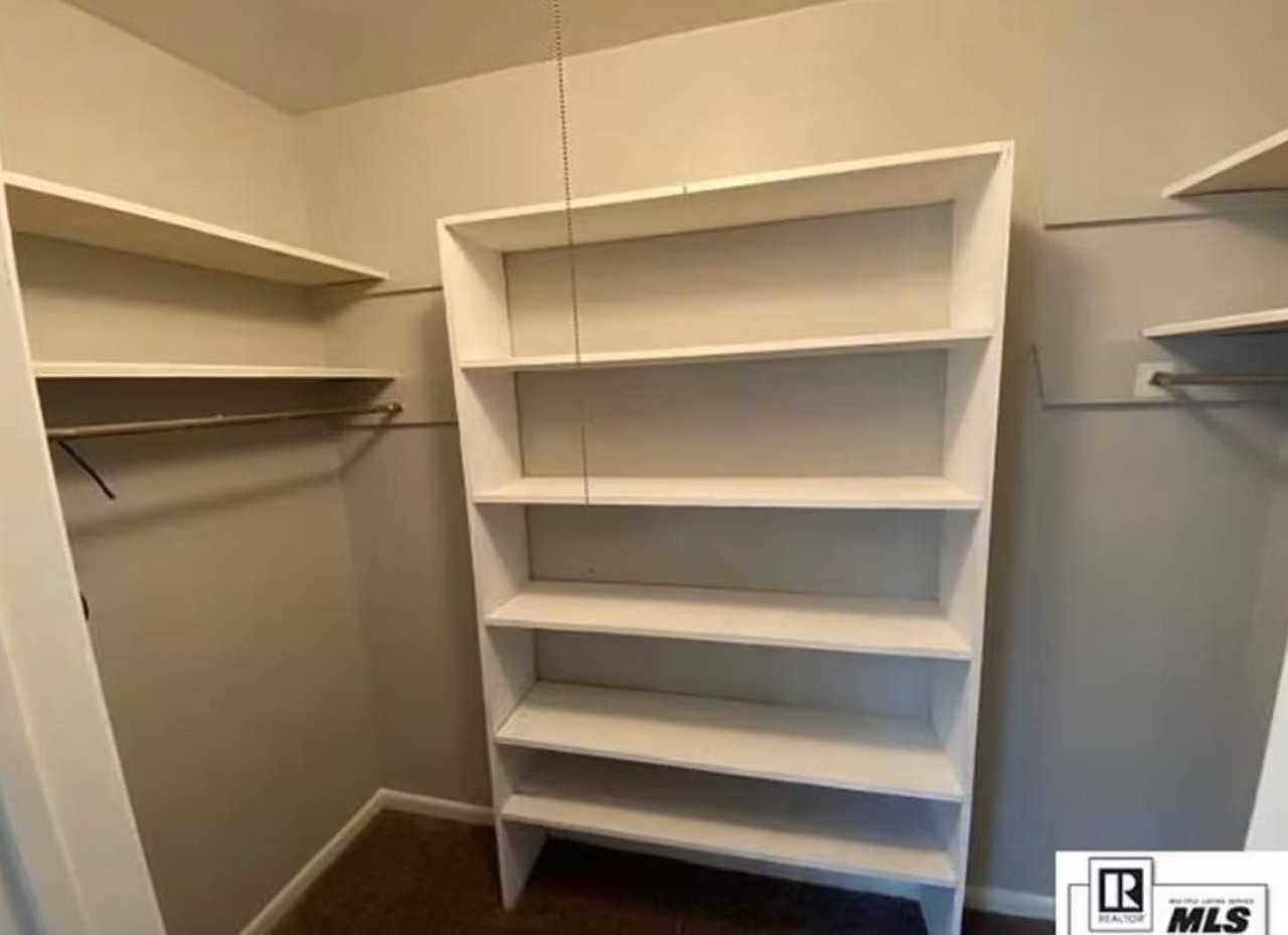 416 Bayou Oaks Dr #NA - Photo 5 of 17