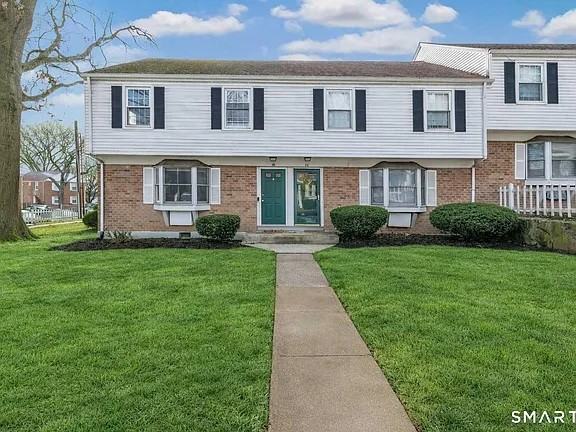 249 Sunnyridge Ave #116 - Photo 2 of 21