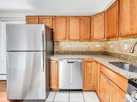 249 Sunnyridge Ave #116 - Photo 7 of 21