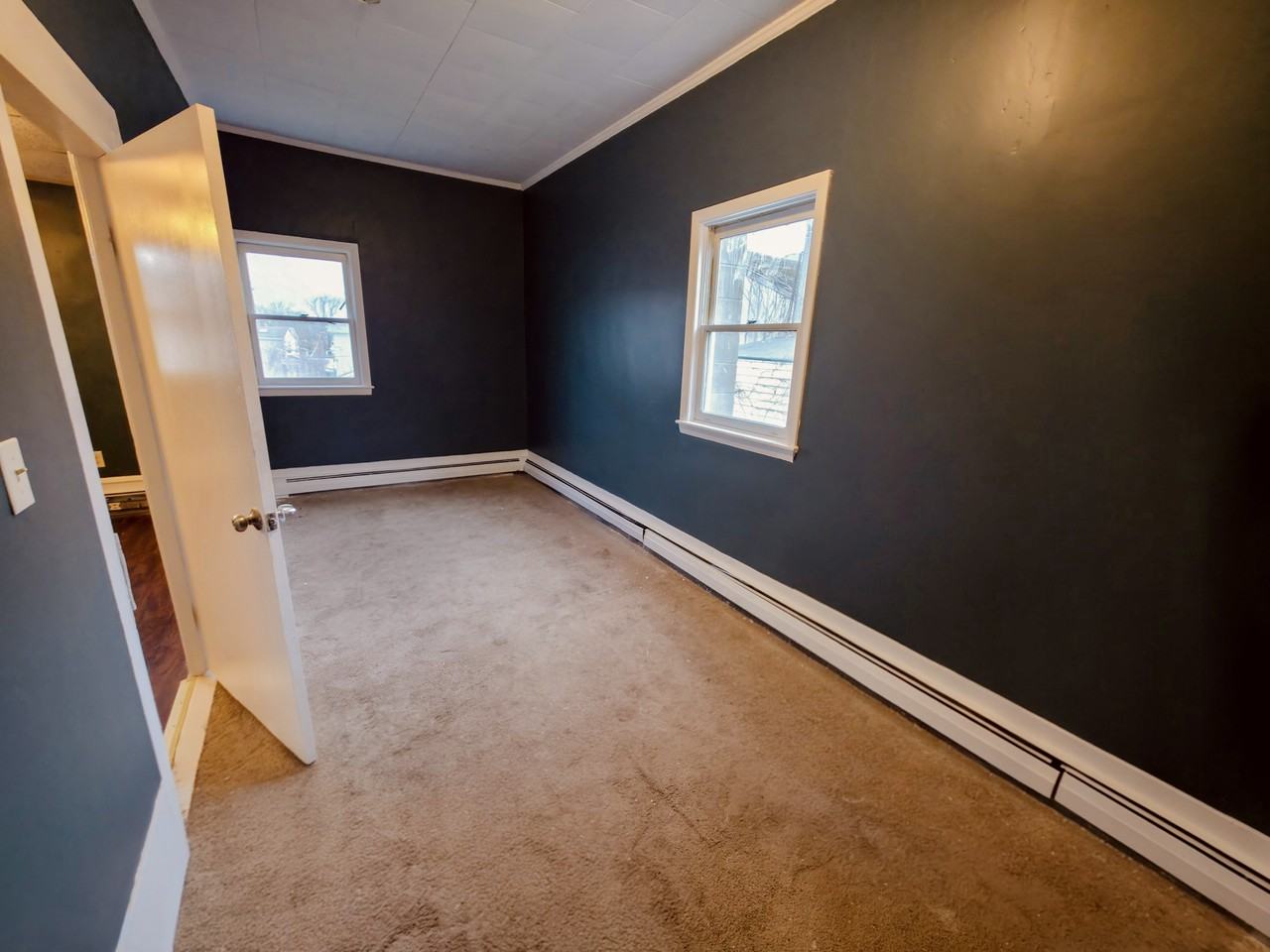 536 N Underwood St #NA - Photo 4 of 12