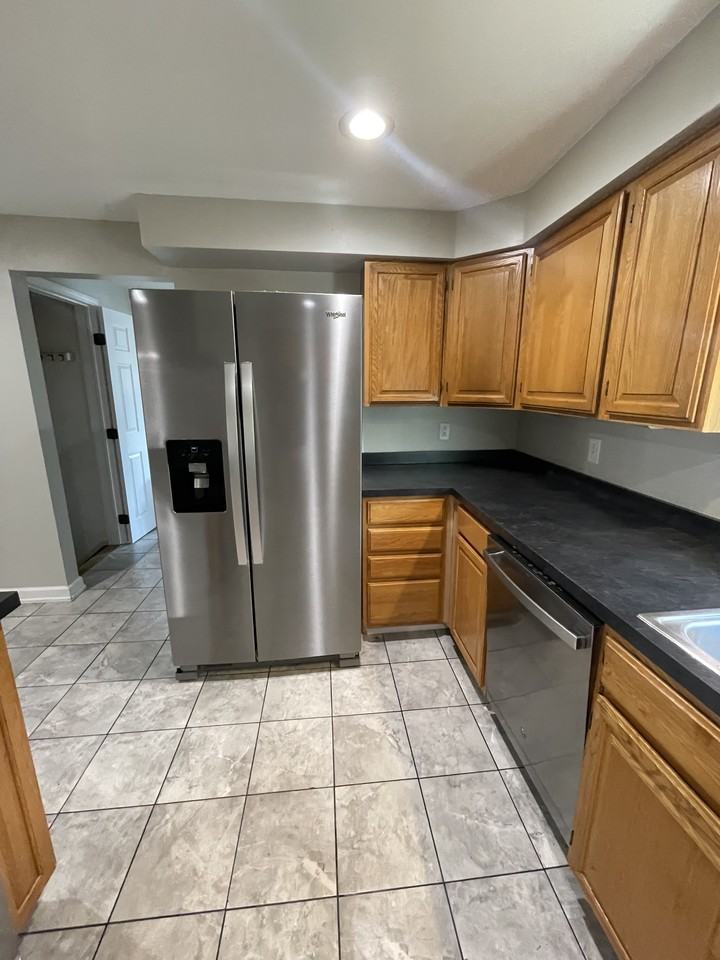 1009 Beechwood Ln #NA - Photo 4 of 22