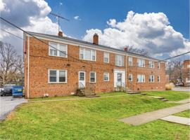 featured image of 2671 Noble Rd #1
