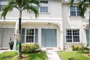 featured image of 4905 Southwest 31st Terrace #115