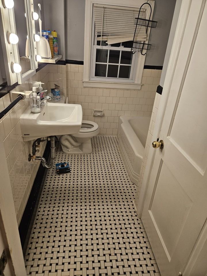 1105 Conowingo Rd #B - Photo 2 of 6