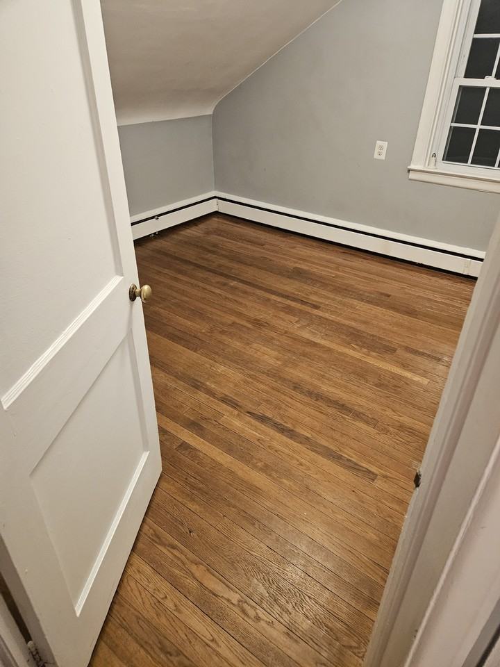 1105 Conowingo Rd #B - Photo 3 of 6