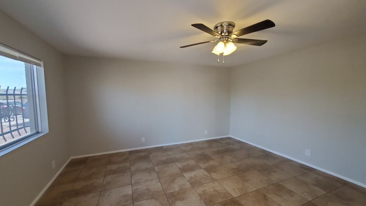 530 S PORTLAND - 2 #2 - Photo 5 of 22