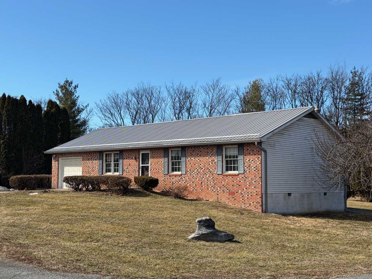 126 Upshur Dr #NA - Photo 2 of 10