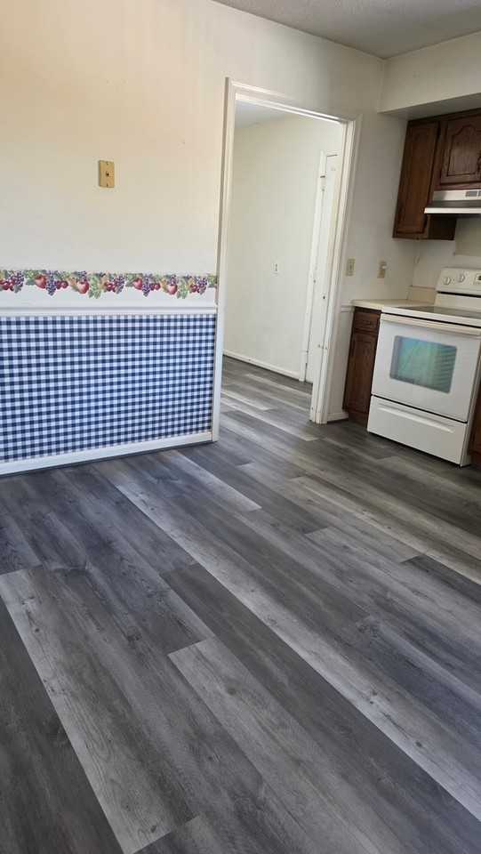 126 Upshur Dr #NA - Photo 4 of 10