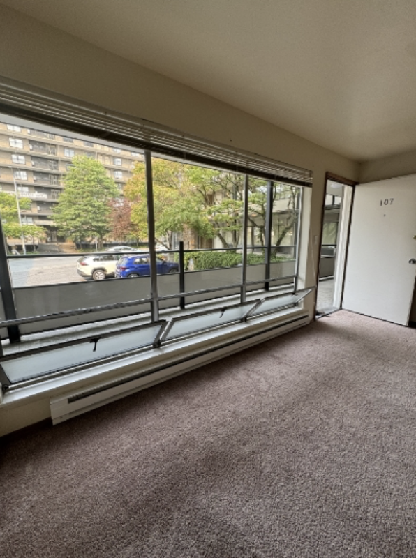 4120 11th Ave Ne #201