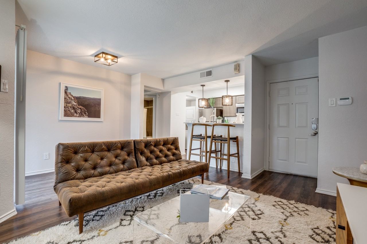 Tenison at White Rock - Photo 7 of 32