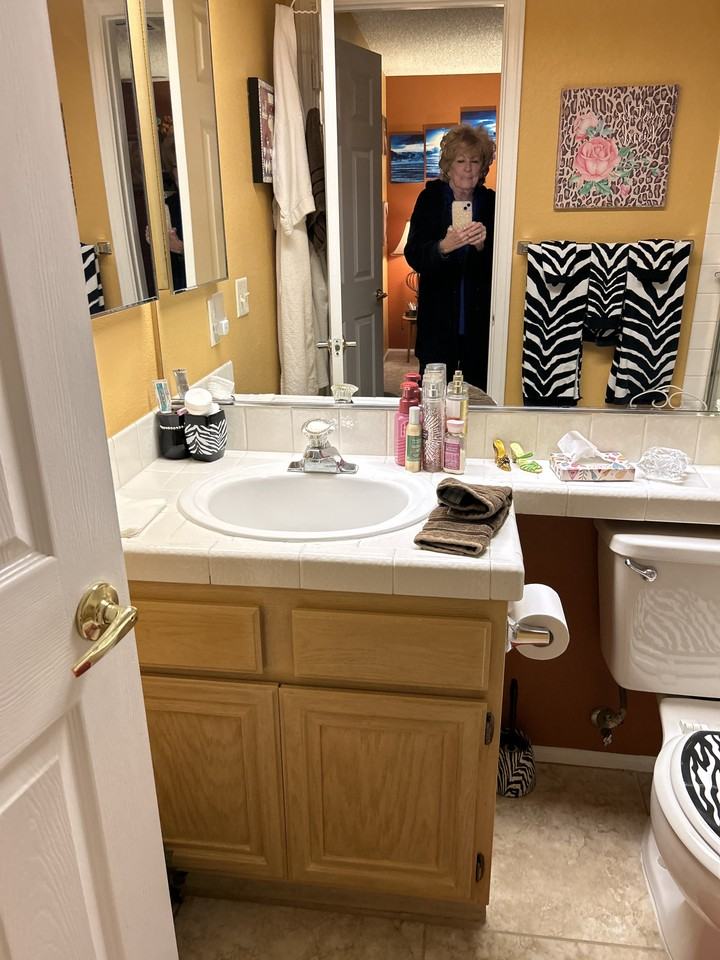 7604 Sudan Court - Photo 6 of 16