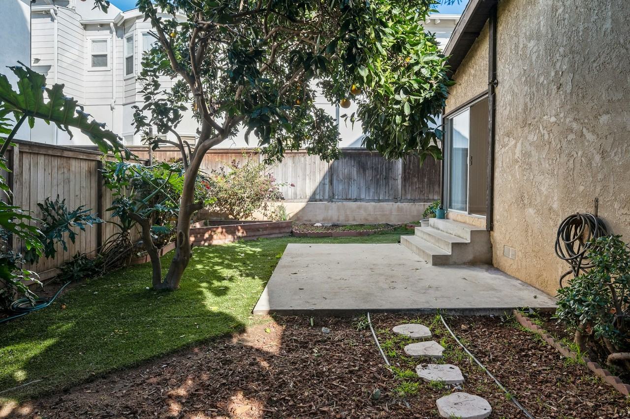 845 2nd Street - Photo 2 of 35