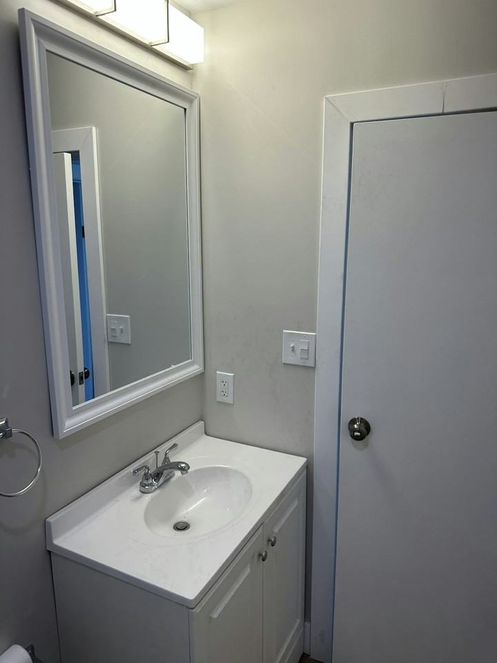 523 Franklin Avenue - Photo 7 of 14