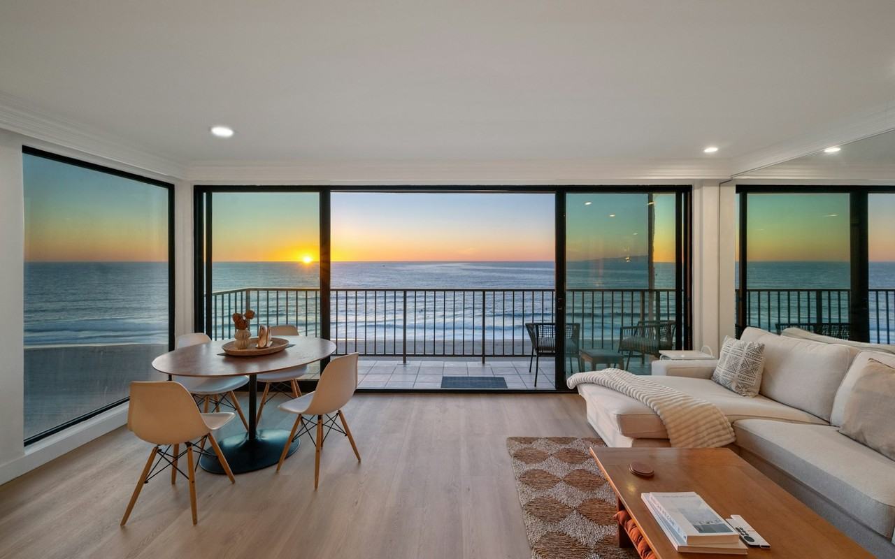 721 Esplanade, Unit 301 - Photo 3 of 35