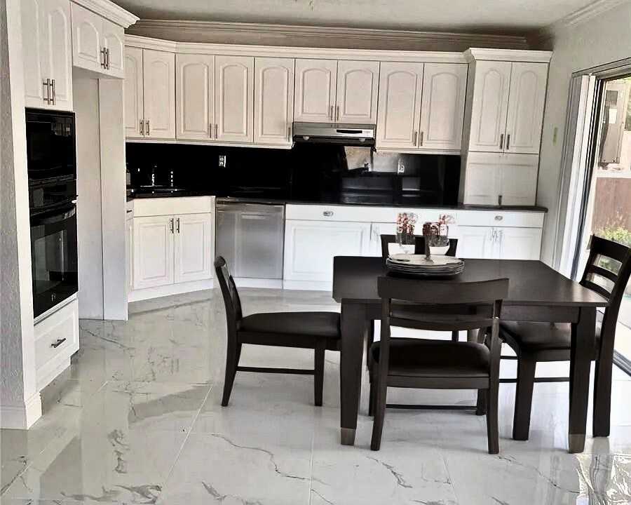 11301 Rockinghorse Rd - Photo 7 of 12