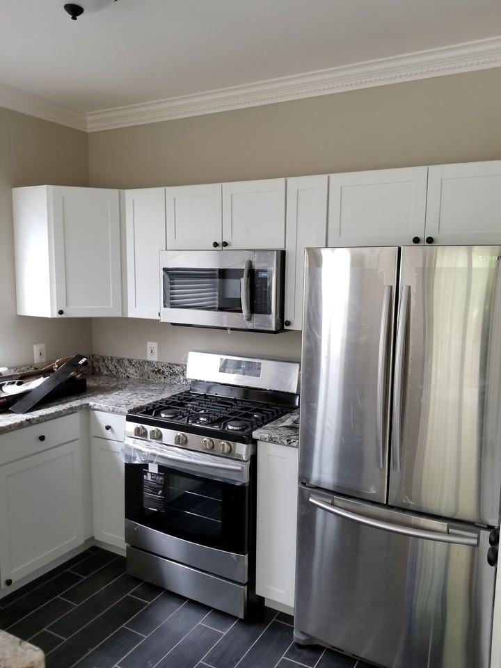 12905 Alton SquareUnit 203 #1 - Photo 5 of 25