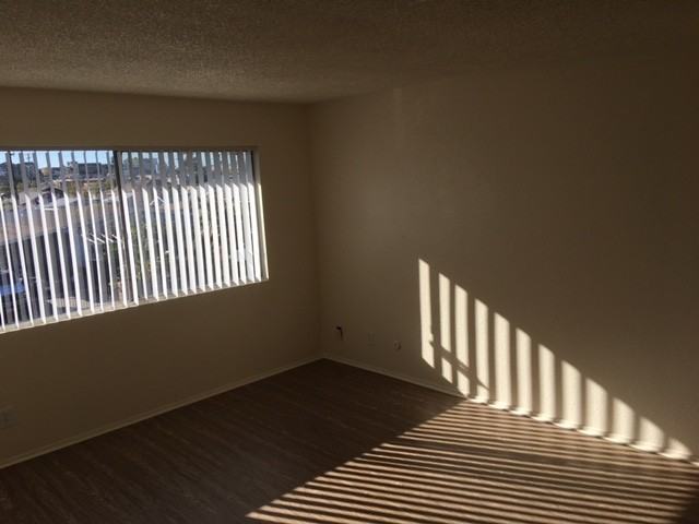 46th Street Villas - Photo 5 of 37