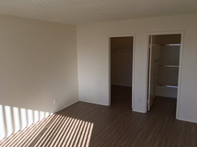 46th Street Villas - Photo 6 of 37