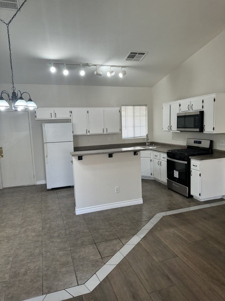 6235 Arazi Ln #1 - Photo 7 of 19