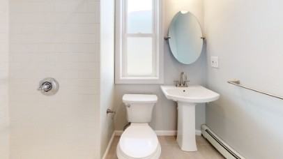 677 Bennington Street - Photo 5 of 6