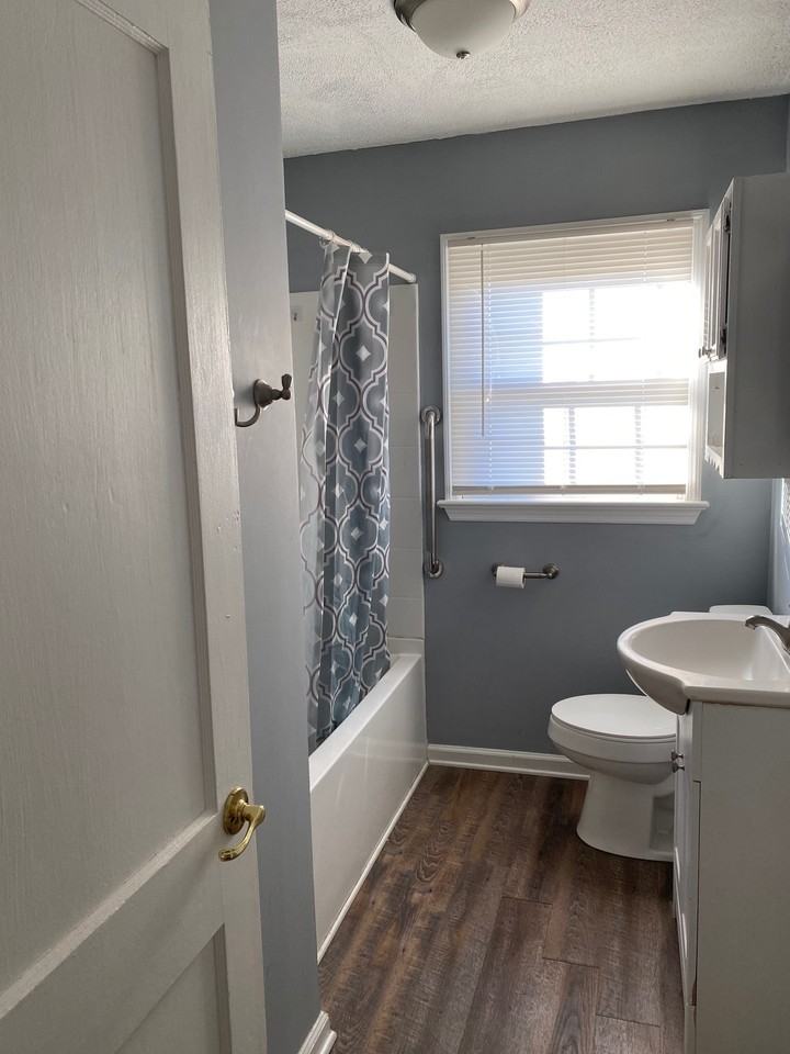 NKREH Duplex - 1127 - Photo 4 of 5