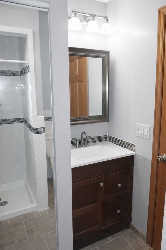 2905 32nd Ave Ne - Photo 6 of 16