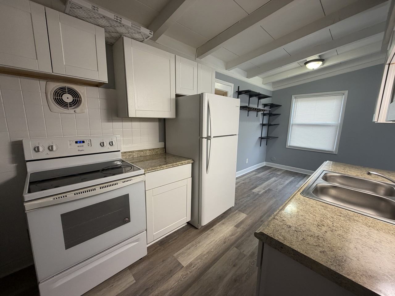 1582 Bluebird Ln #1 - Photo 3 of 8