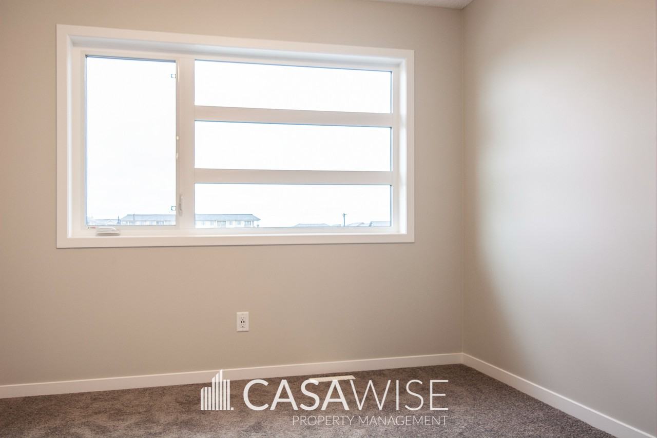 17230 9a Ave Sw #1 - Photo 6 of 12