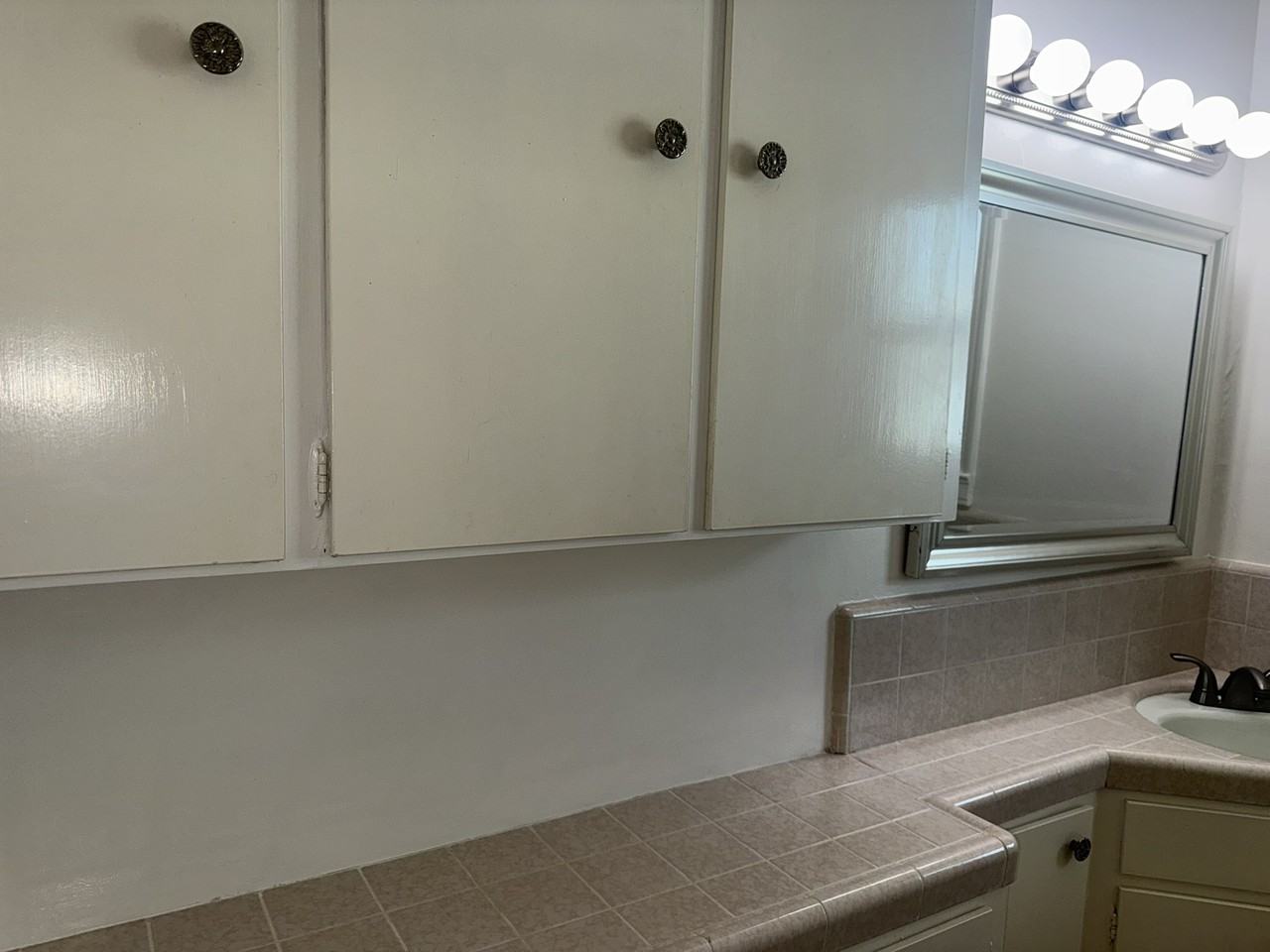 221 E Griffith Way #1 - Photo 7 of 29