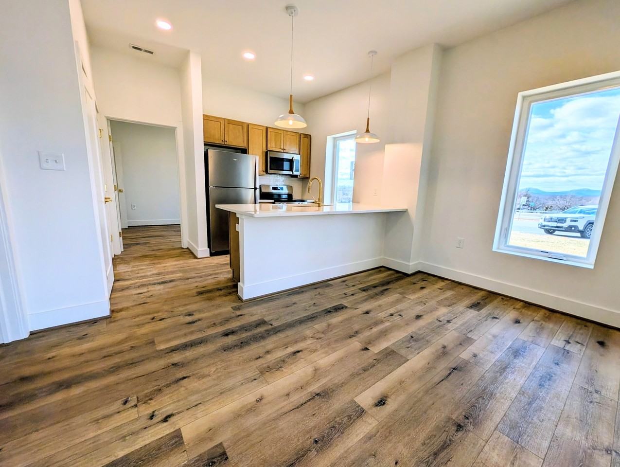 5900 Fort Avenue - Photo 2 of 28